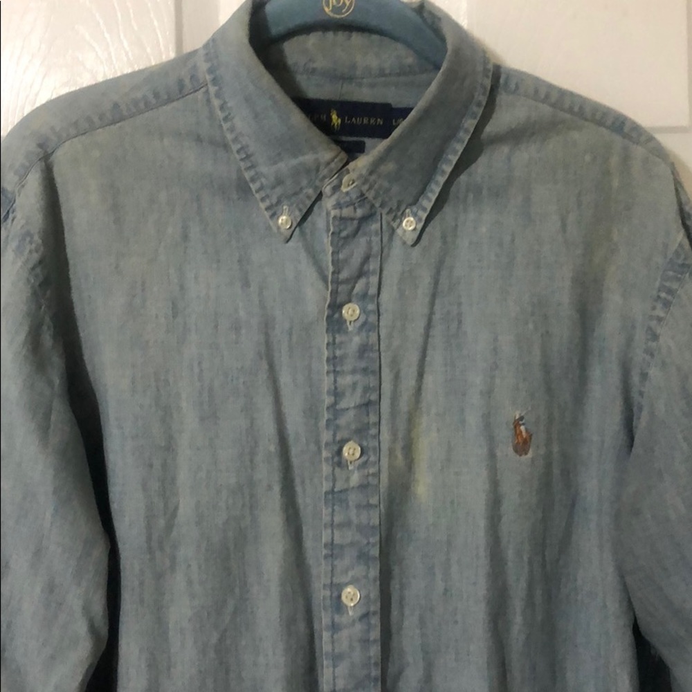 Button down - Picture 2 of 3